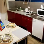 Deco's Place Cloe 아파트